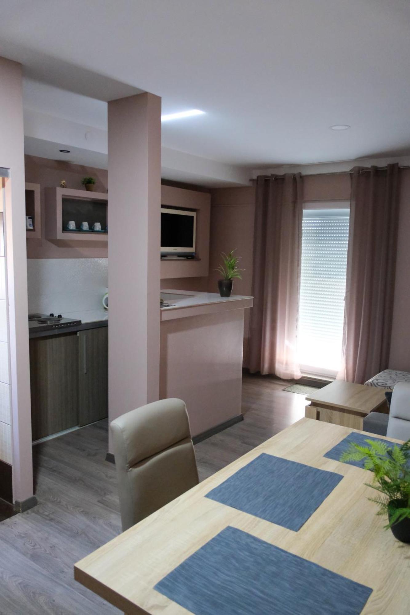 Apartments Vukalovic Medulin Bagian luar foto